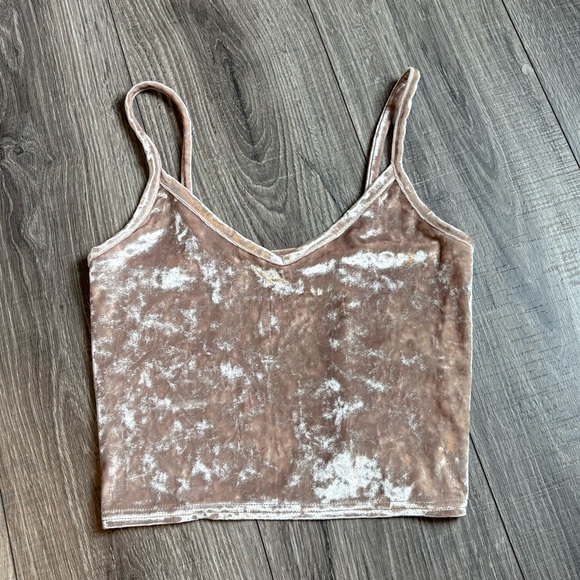 Urban Outfitters Tops - urban outfitters tank